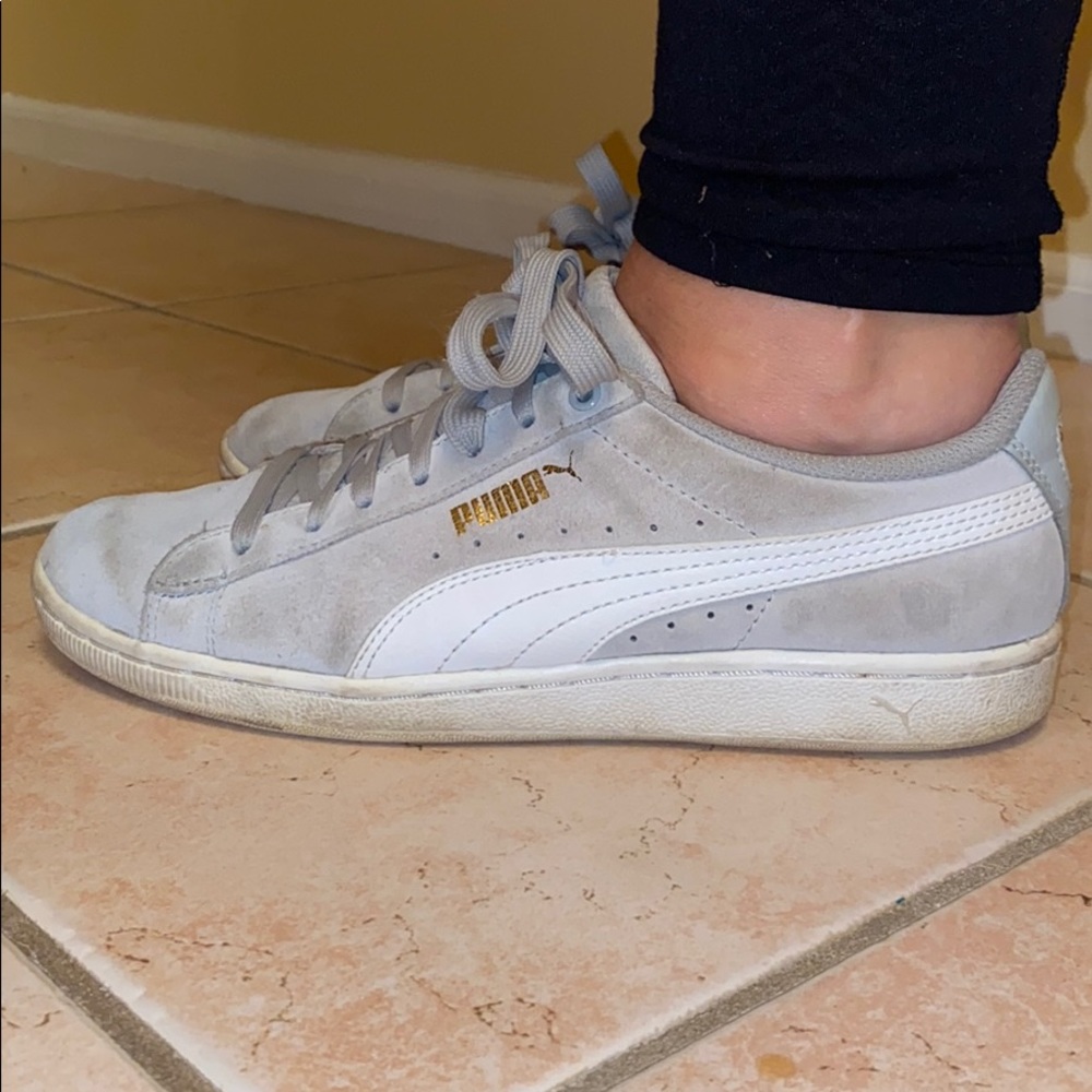 PUMA Women’s Vikky Sneaker